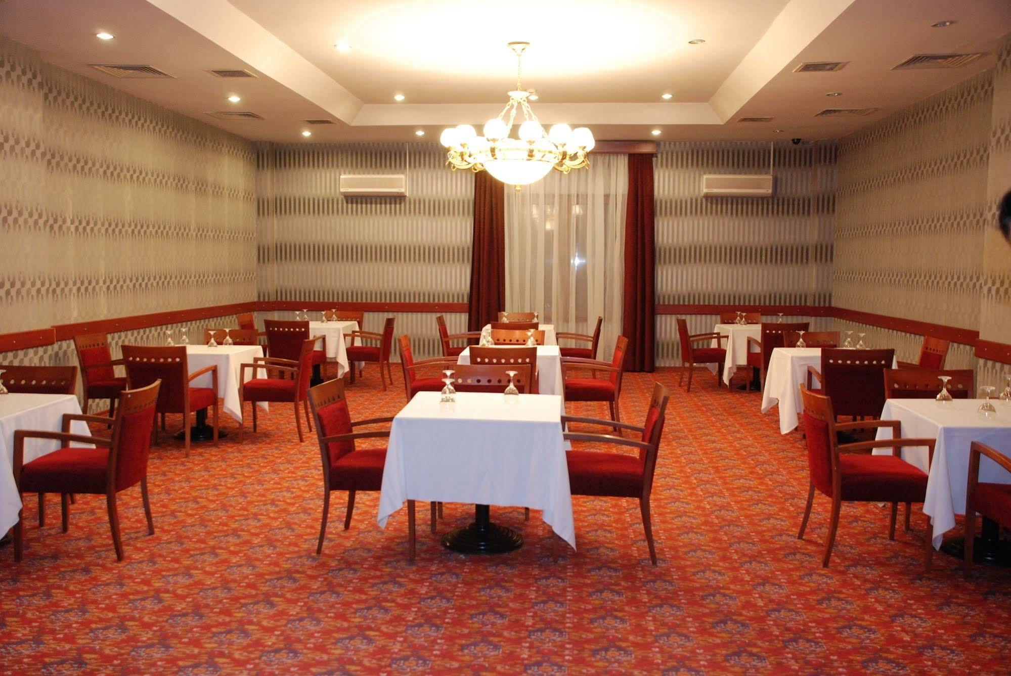 Akgun Elazig Hotel Esterno foto