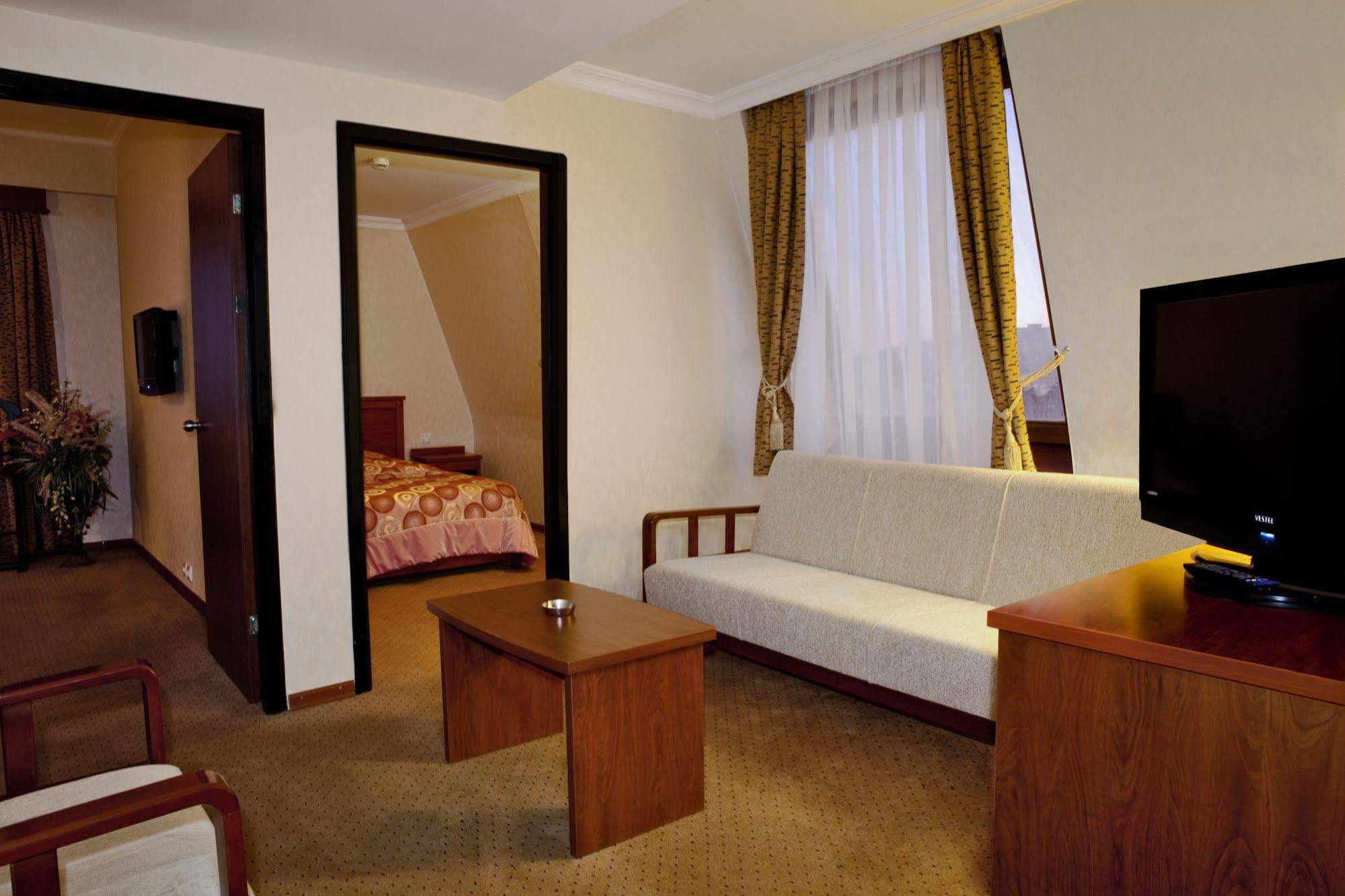 Akgun Elazig Hotel Esterno foto